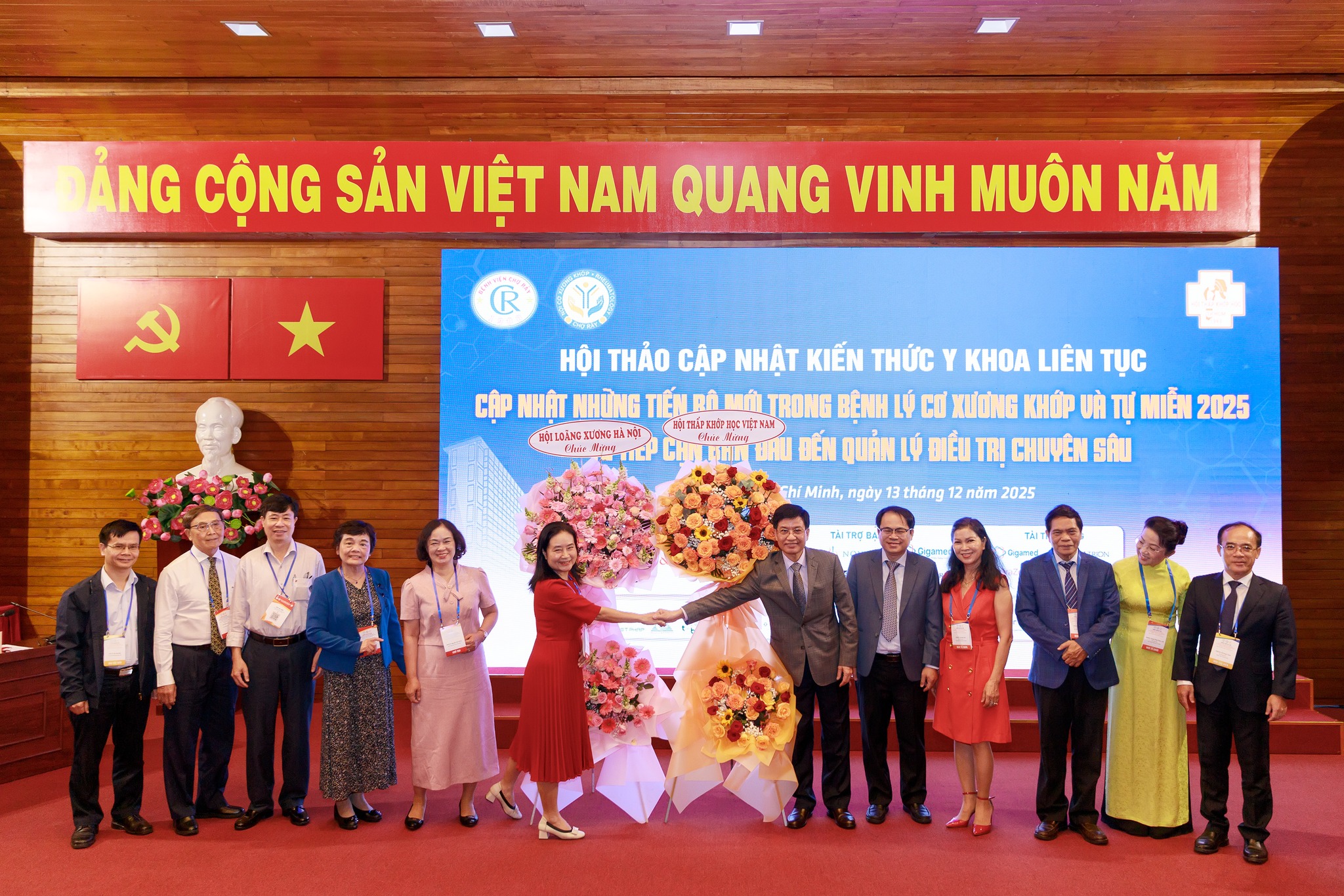 OMNIARCH CÙNG LAN TỎA GIÁ TRỊ KHOA HỌC TẠI KHÓA ĐÀO TẠO LIÊN TỤC (CME) CƠ XƯƠNG KHỚP 2025 TẠI THÀNH PHỐ HỒ CHÍ MINH