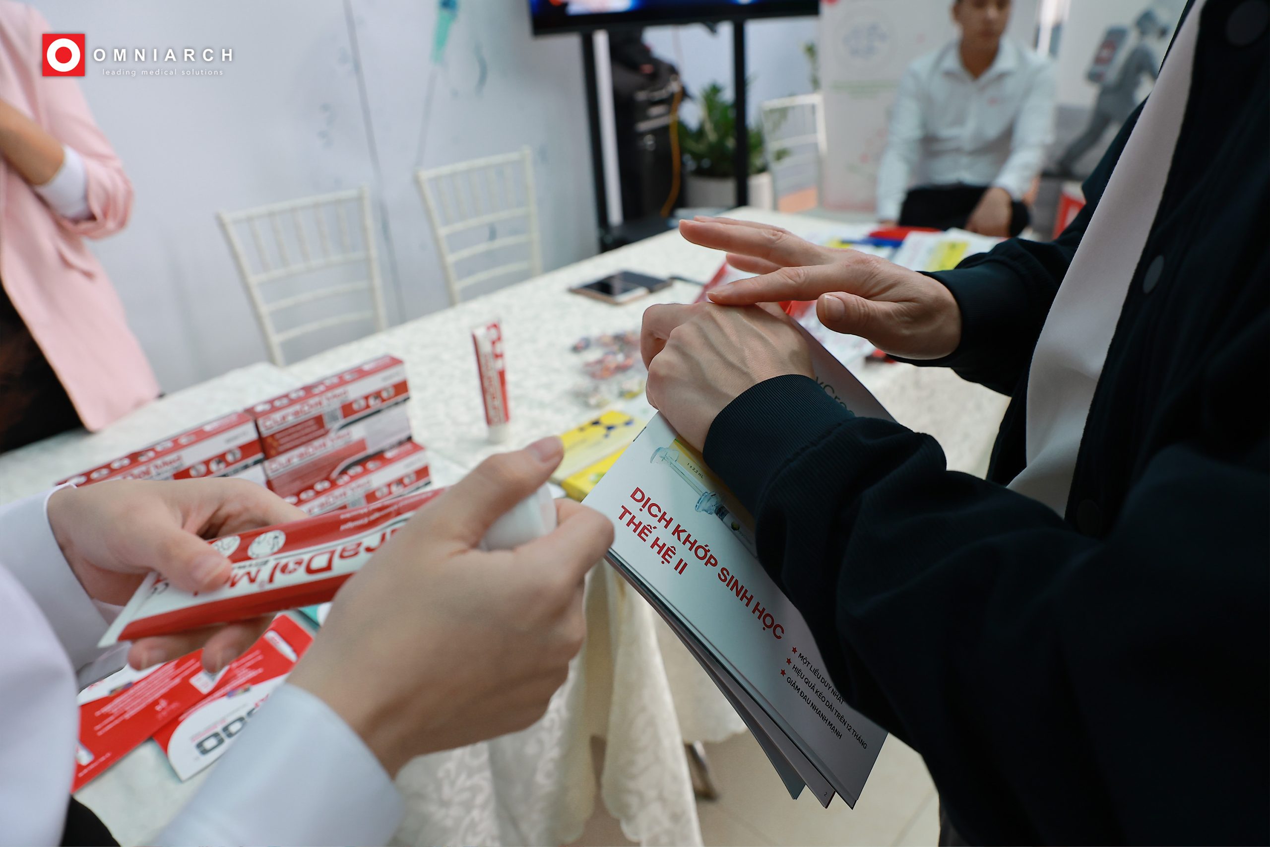 Omniarch Healthcare và dấu ấn tại Hội nghị Nội soi &amp; Thay khớp Việt Nam 2025