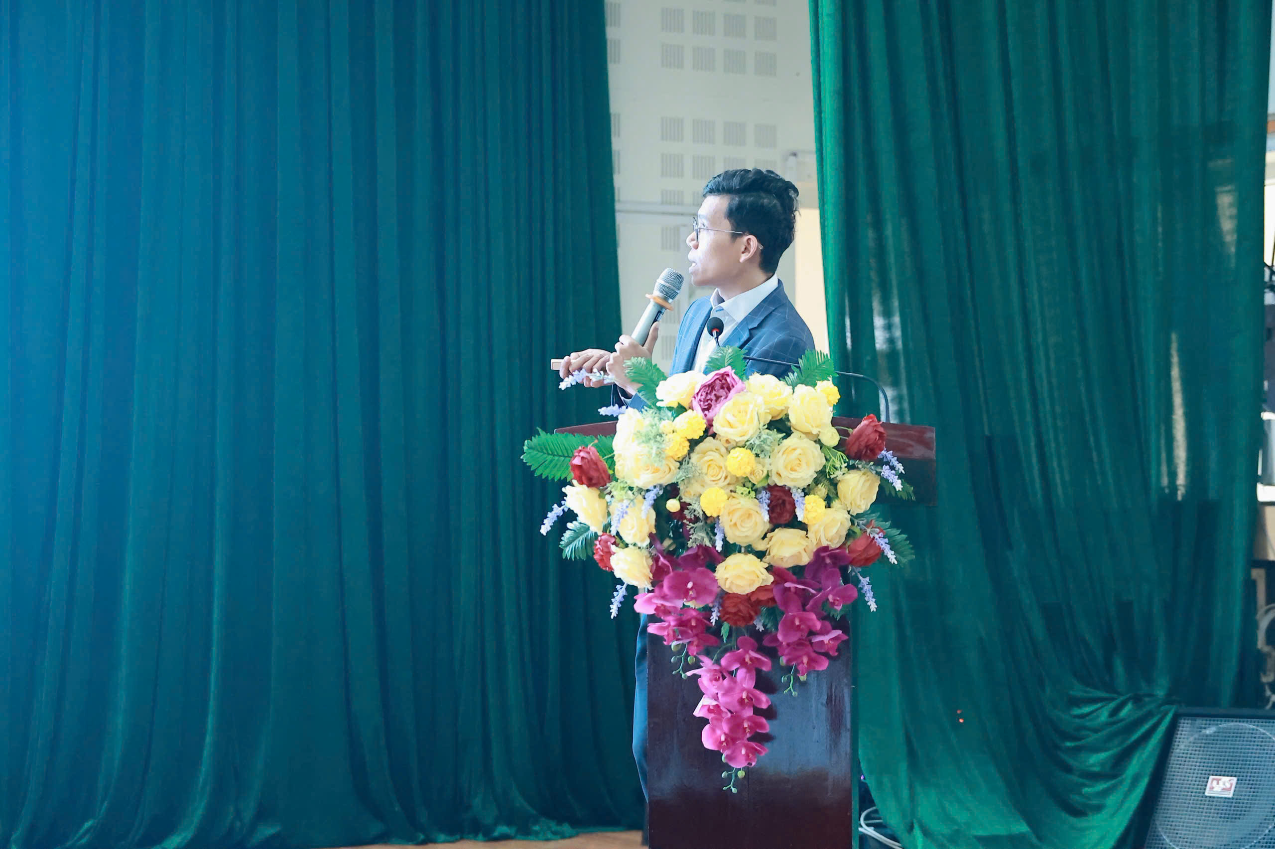 Omniarch đồng hành cùng hội thảo chuyên đề “Các phương pháp mới trong điều trị viêm gân và thoái hóa khớp” tại Bệnh viện Đa khoa Tỉnh Thanh Hóa