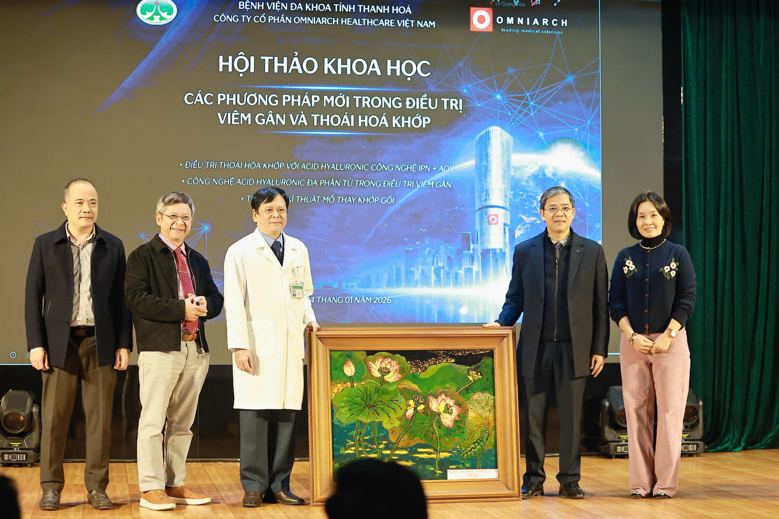 Omniarch đồng hành cùng hội thảo chuyên đề “Các phương pháp mới trong điều trị viêm gân và thoái hóa khớp” tại Bệnh viện Đa khoa Tỉnh Thanh Hóa