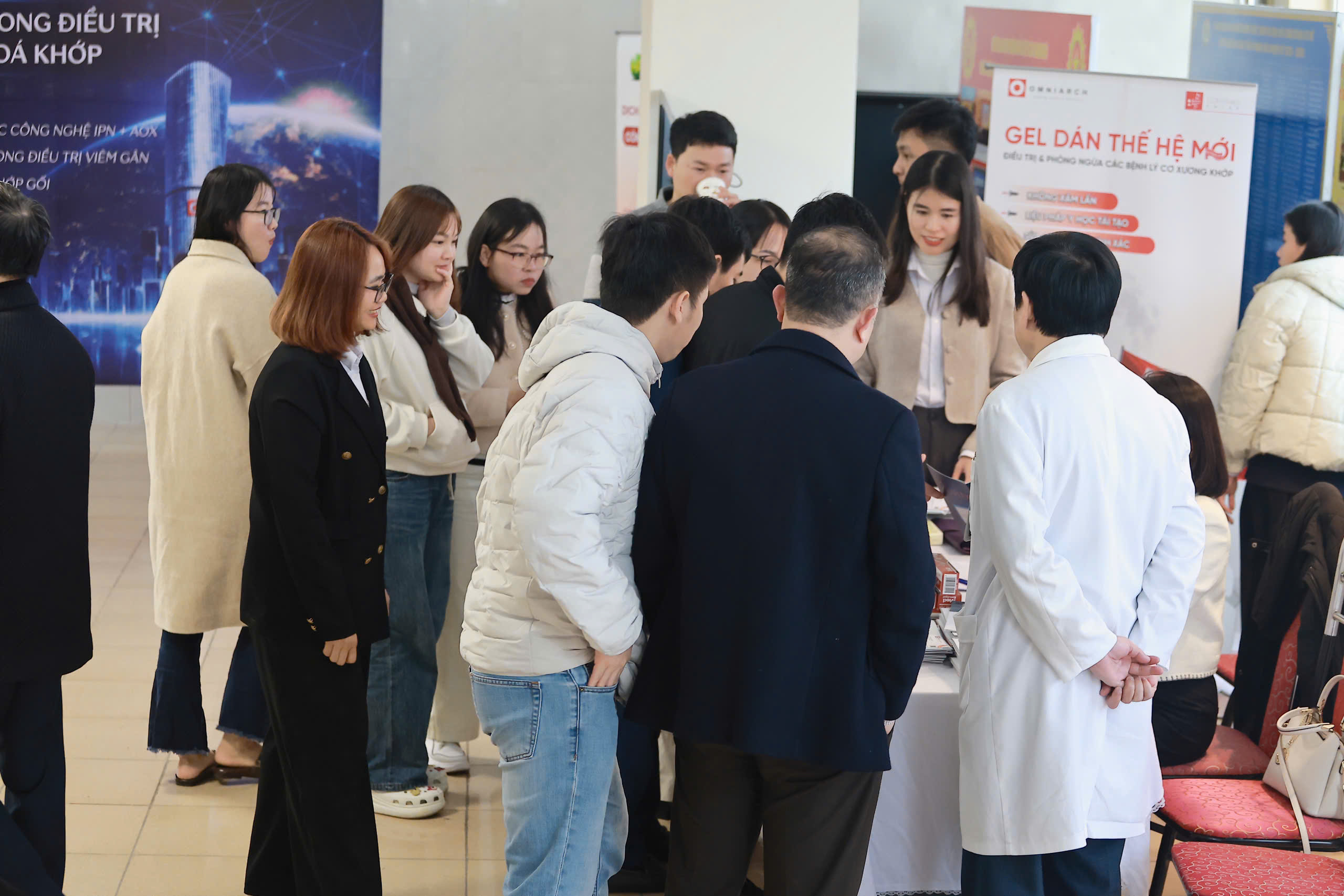 Omniarch đồng hành cùng hội thảo chuyên đề “Các phương pháp mới trong điều trị viêm gân và thoái hóa khớp” tại Bệnh viện Đa khoa Tỉnh Thanh Hóa