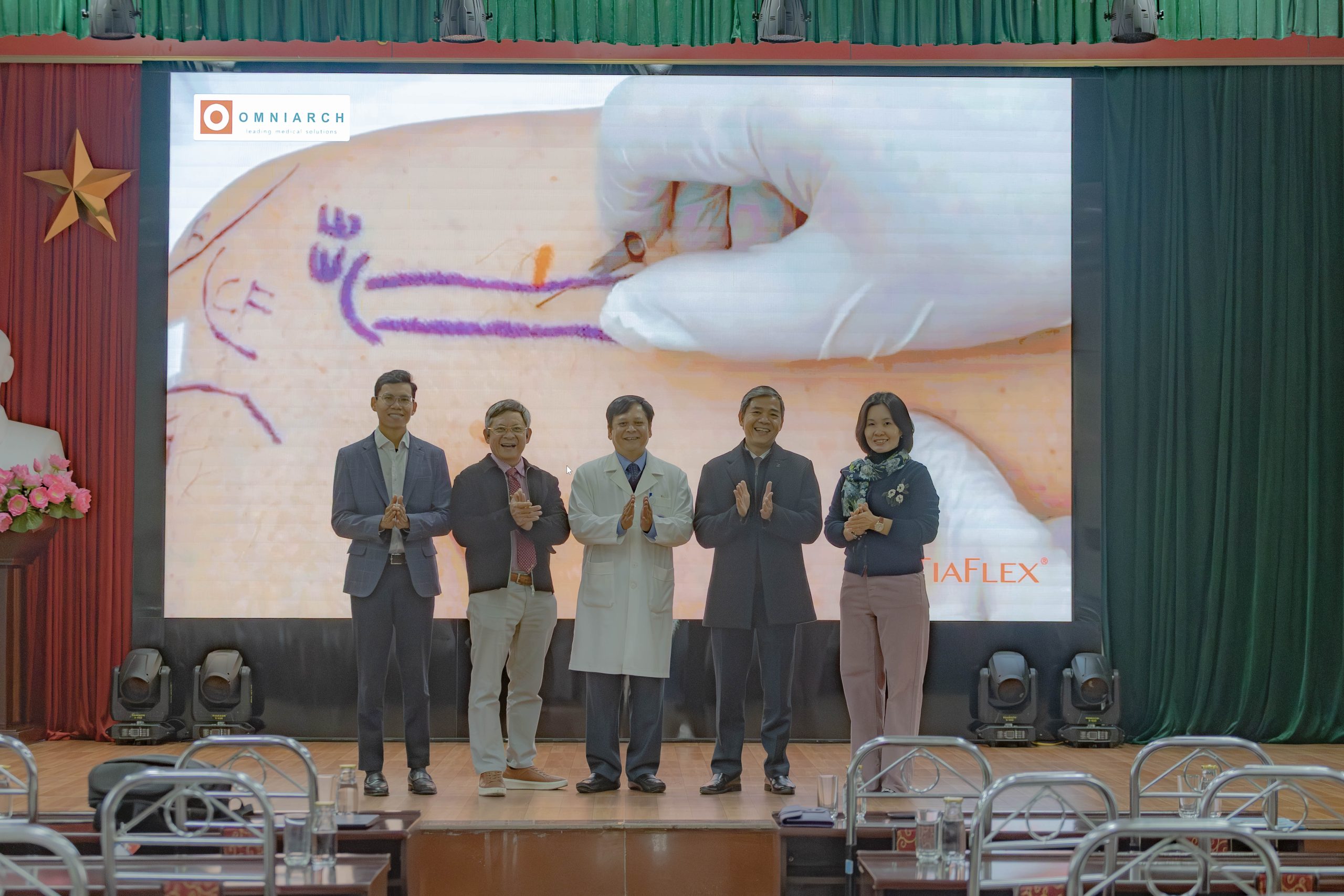 Omniarch đồng hành cùng hội thảo chuyên đề “Các phương pháp mới trong điều trị viêm gân và thoái hóa khớp” tại Bệnh viện Đa khoa Tỉnh Thanh Hóa