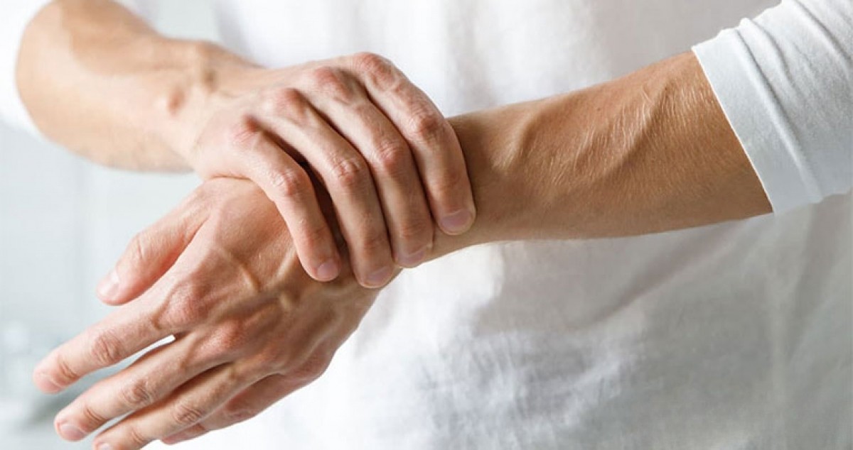 Triệu chứng của viêm khớp dạng thấp