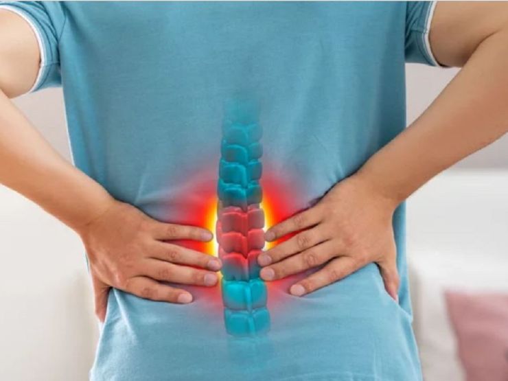 Những dấu hiệu đau lưng cần đi khám