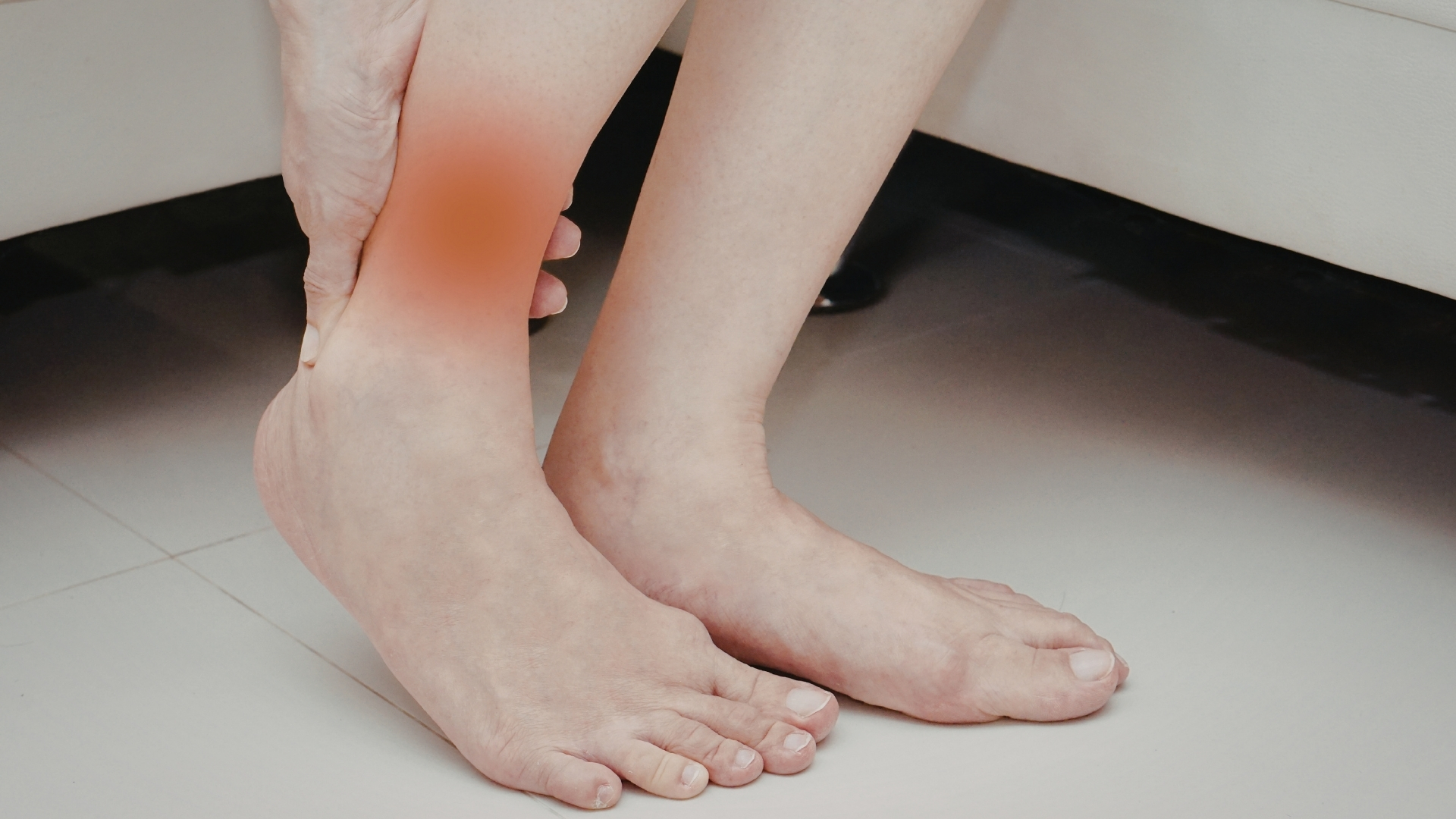 Gai gót chân: Dấu hiệu, nguyên nhân và cách điều trị